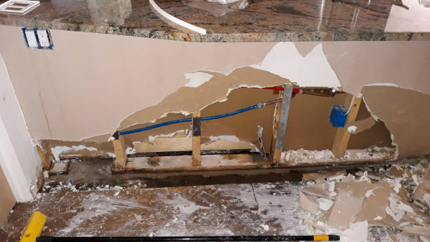 24/7 water damage repair in Cottonwood, CA